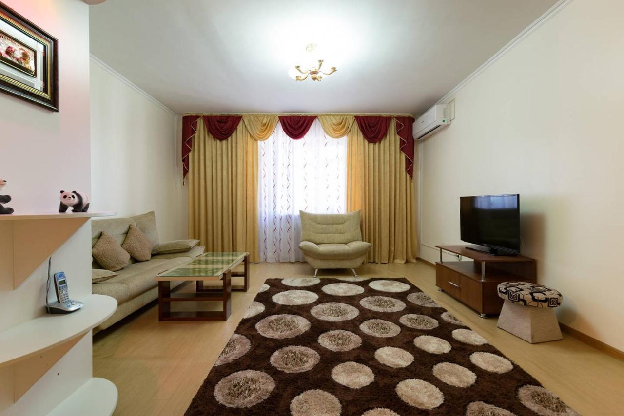 Nadezhda Apartments In Samal الماتي المظهر الخارجي الصورة